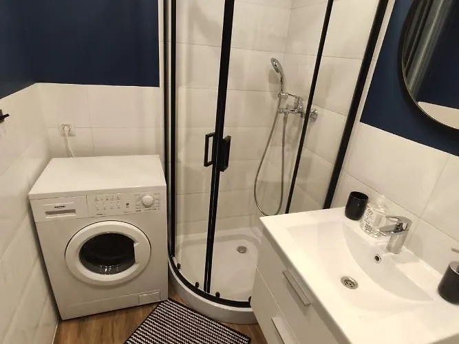 300 Metrow Od Plazy / 300 Meters From The Apartman *